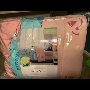 Olivia & Finn Bedding “Bed in a Bag” Twin Set